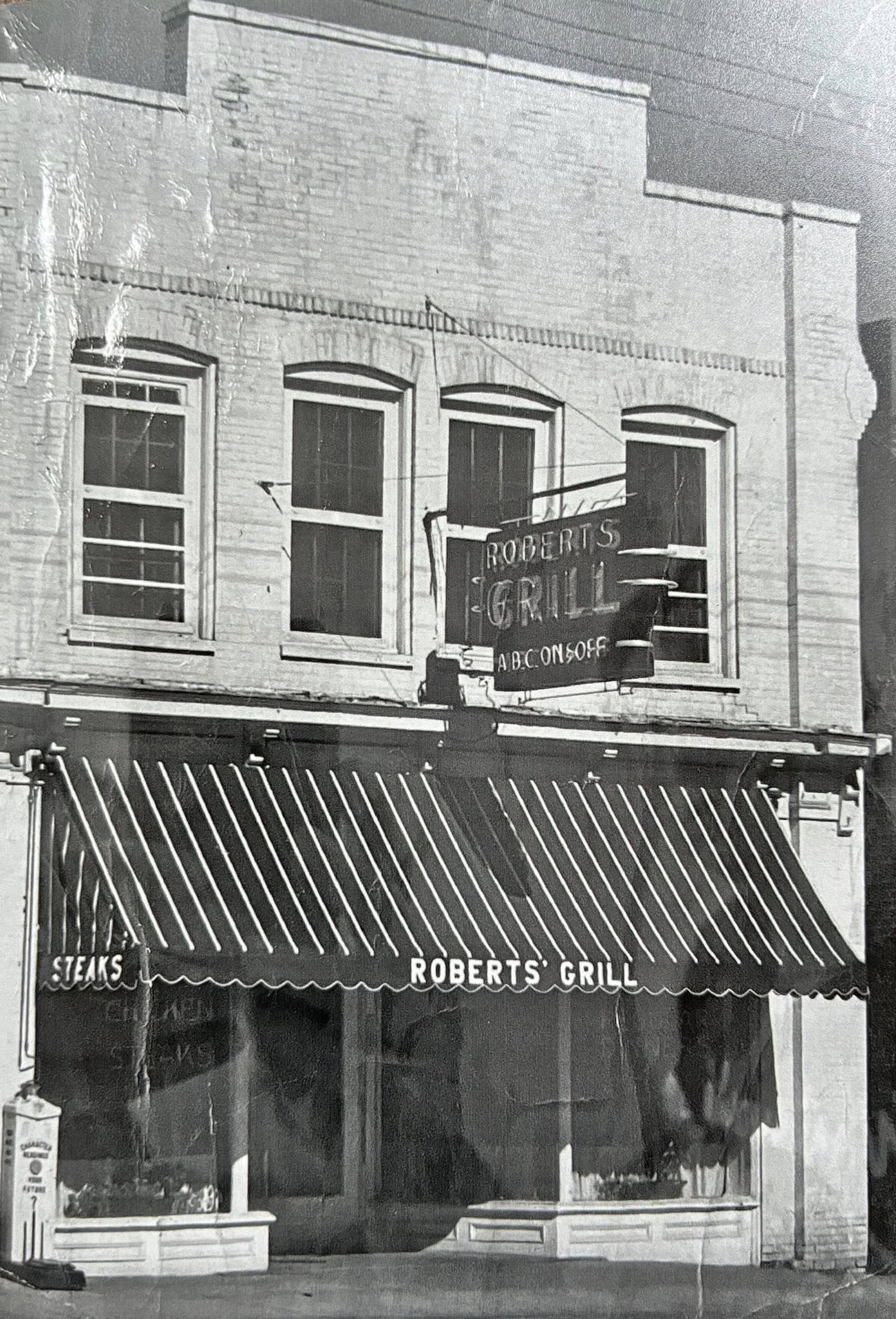 The original Roberts' Grill storefront